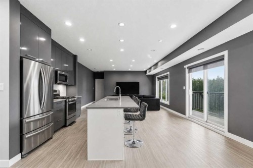 201 Athabasca Avenue, Fort Mcmurray, AB - Indoor Photo Showing Kitchen