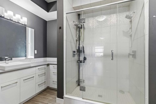 201 Athabasca Avenue, Fort Mcmurray, AB - Indoor Photo Showing Bathroom