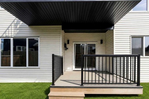 201 Athabasca Avenue, Fort Mcmurray, AB - Outdoor With Exterior