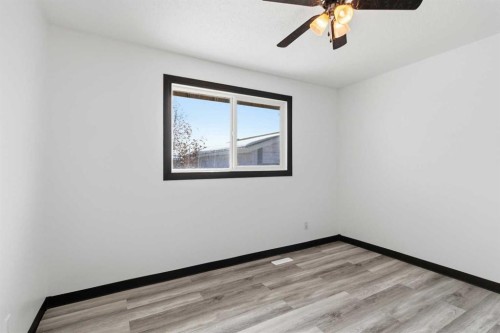 162 Elmore Drive, Fort Mcmurray, AB - Indoor Photo Showing Other Room