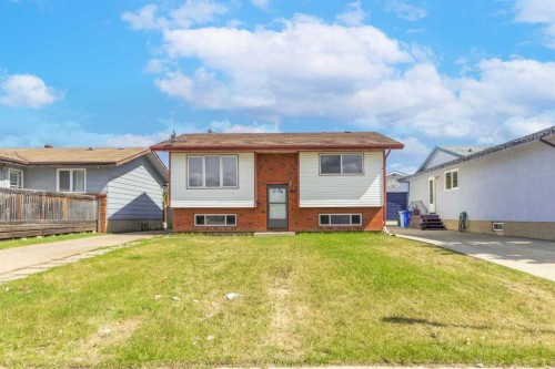 162 Elmore Drive  Fort Mcmurray, AB T9H 4N3