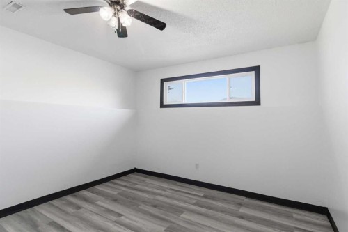 162 Elmore Drive, Fort Mcmurray, AB - Indoor Photo Showing Other Room