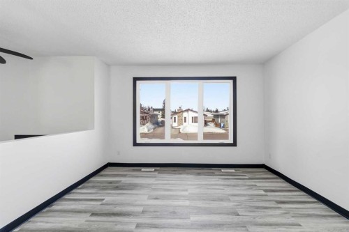 162 Elmore Drive, Fort Mcmurray, AB - Indoor Photo Showing Other Room