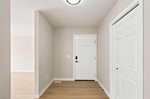198 Bird Crescent, Fort Mcmurray, AB - Indoor Photo Showing Other Room