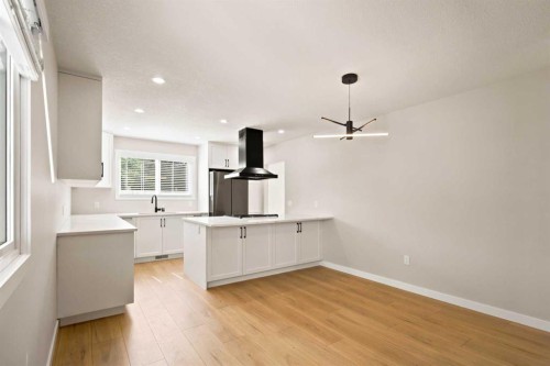198 Bird Crescent, Fort Mcmurray, AB - Indoor Photo Showing Kitchen