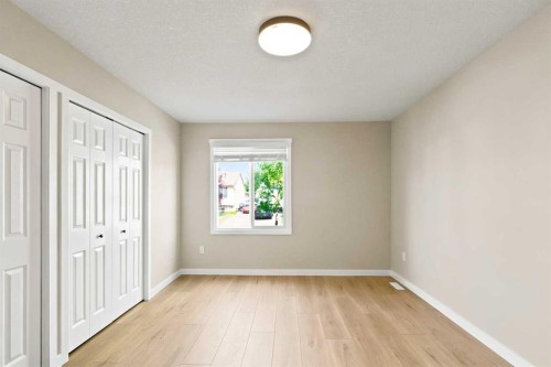 198 Bird Crescent, Fort Mcmurray, AB - Indoor Photo Showing Other Room