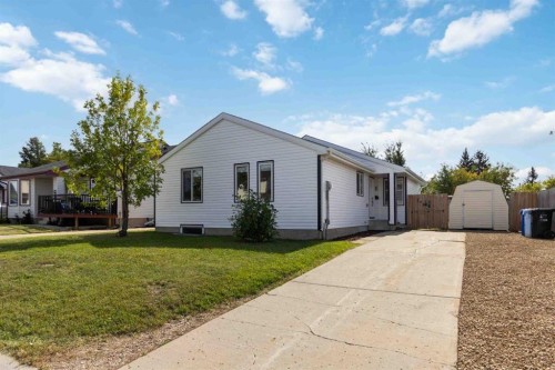 198 Bird Crescent, Fort Mcmurray, AB - Outdoor