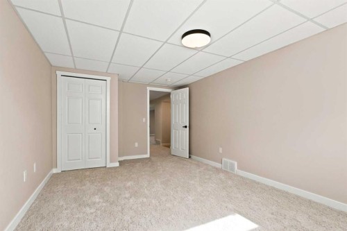 198 Bird Crescent, Fort Mcmurray, AB - Indoor Photo Showing Other Room
