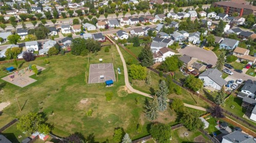 198 Bird Crescent, Fort Mcmurray, AB - Outdoor With View