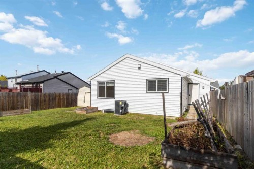 198 Bird Crescent, Fort Mcmurray, AB - Outdoor