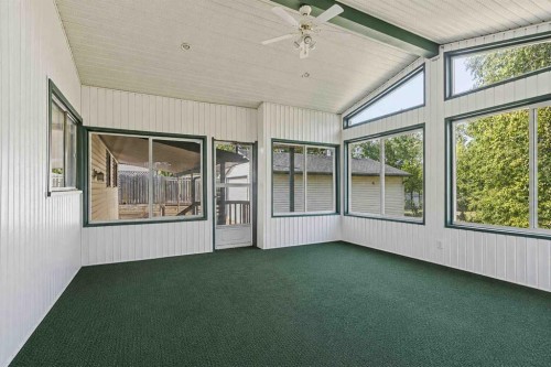 25 Crescent Heights, Fort Mcmurray, AB -  Photo Showing Other Room