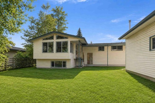 25 Crescent Heights, Fort Mcmurray, AB - Outdoor