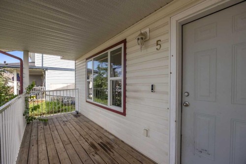 5-100 St. Laurent Way, Fort Mcmurray, AB - Outdoor With Deck Patio Veranda With Exterior