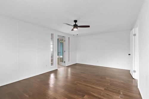 240 Mckinlay Crescent, Fort Mcmurray, AB - Indoor Photo Showing Other Room