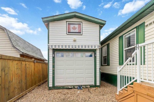 240 Mckinlay Crescent, Fort Mcmurray, AB - Outdoor With Exterior