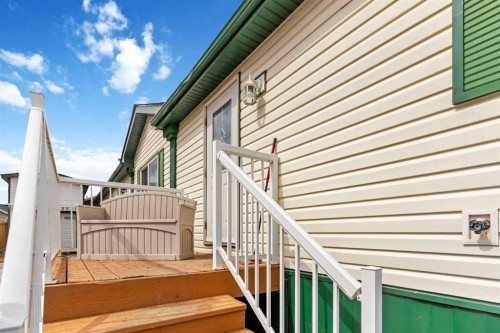 240 Mckinlay Crescent, Fort Mcmurray, AB - Outdoor With Exterior