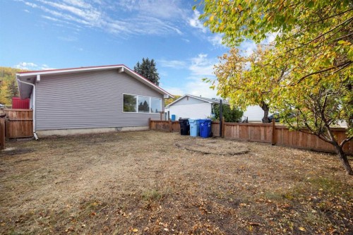 67 Alberta Drive, Fort Mcmurray, AB 
