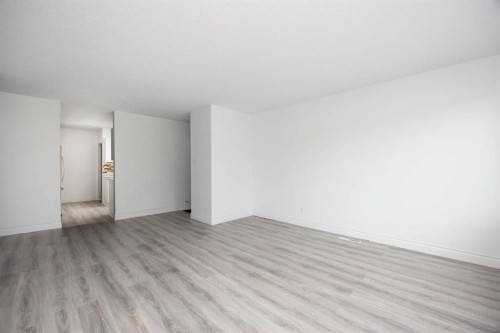 67 Alberta Drive, Fort Mcmurray, AB 