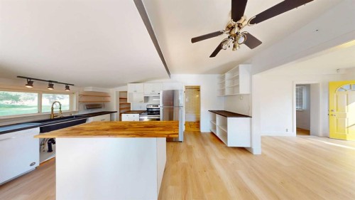9834 100 Ave, Plamondon, AB 