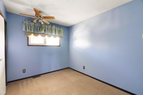 130 Hillary Place, Fort Mcmurray, AB 