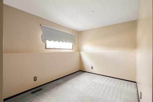 130 Hillary Place, Fort Mcmurray, AB 