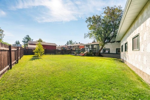 130 Hillary Place, Fort Mcmurray, AB 