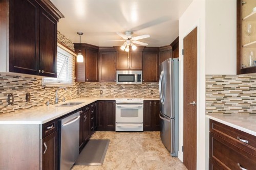 130 Hillary Place, Fort Mcmurray, AB 