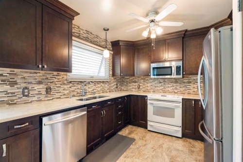 130 Hillary Place, Fort Mcmurray, AB 