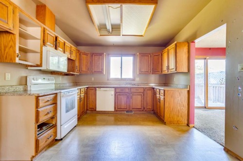 276 Beaton Place, Fort Mcmurray, AB 