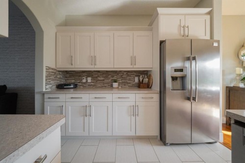285 Heritage Drive, Fort Mcmurray, AB 