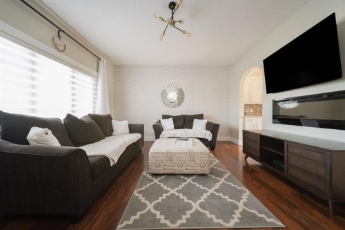 285 Heritage Drive, Fort Mcmurray, AB 
