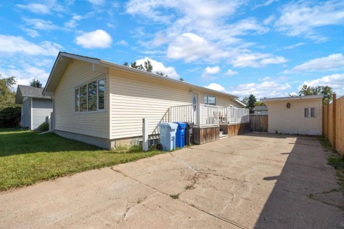 2 Blair Crescent, Fort Mcmurray, AB 