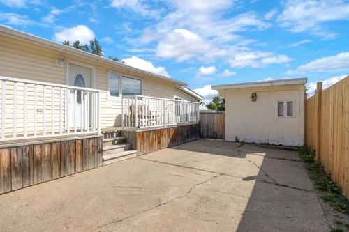 2 Blair Crescent, Fort Mcmurray, AB 