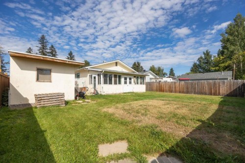 2 Blair Crescent, Fort Mcmurray, AB 