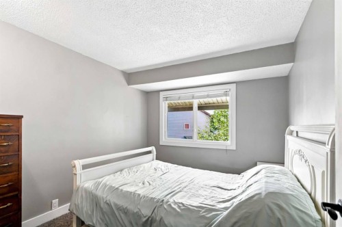 235 Athabasca Avenue, Fort Mcmurray, AB 