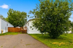 121 Couture Lane Fort Mcmurray, AB T9K 1X3