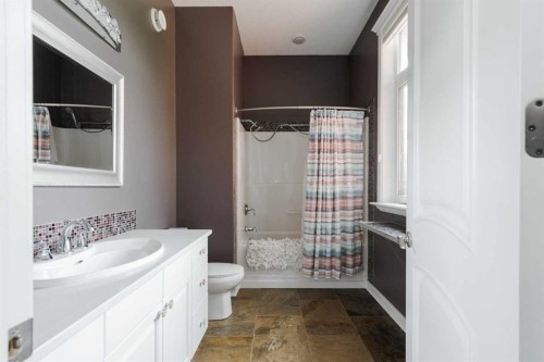 5747 Draper Road, Fort Mcmurray, AB 