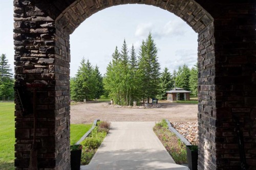 5747 Draper Road, Fort Mcmurray, AB 