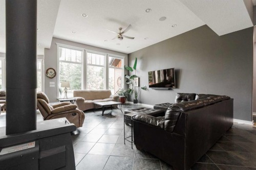 5747 Draper Road, Fort Mcmurray, AB 