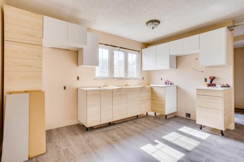 33 Poplar Crescent, Fort Mcmurray, AB 