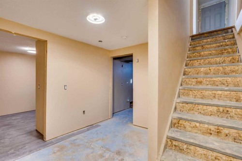 33 Poplar Crescent, Fort Mcmurray, AB 