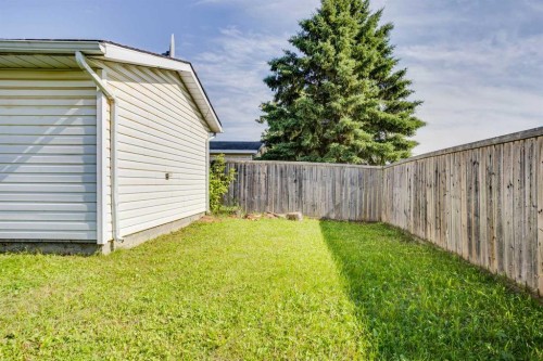 33 Poplar Crescent, Fort Mcmurray, AB 