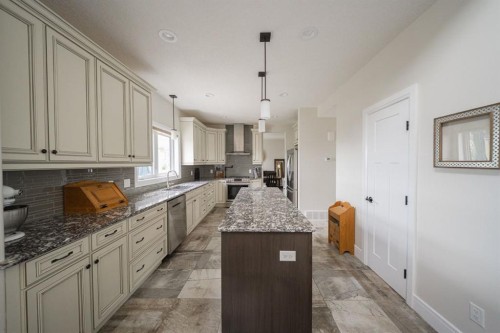 141 Beaverglen Close, Fort Mcmurray, AB 