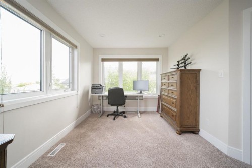 141 Beaverglen Close, Fort Mcmurray, AB 