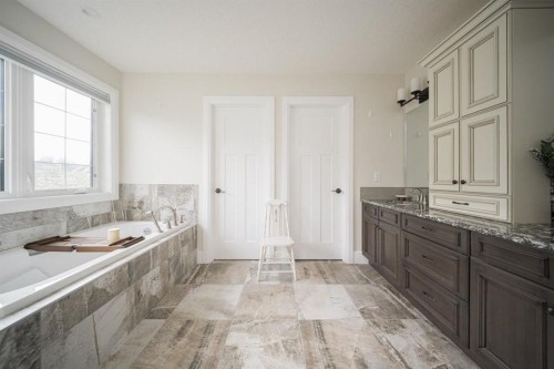 141 Beaverglen Close, Fort Mcmurray, AB 