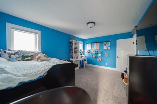 141 Beaverglen Close, Fort Mcmurray, AB 