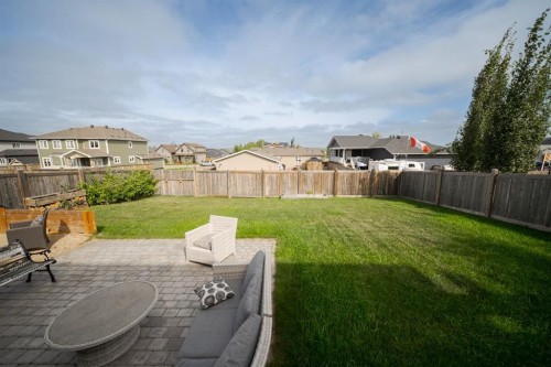 141 Beaverglen Close, Fort Mcmurray, AB 