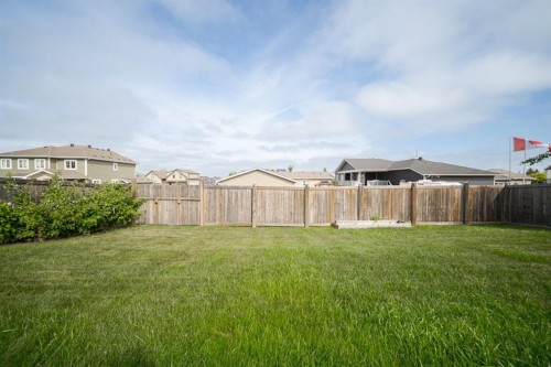 141 Beaverglen Close, Fort Mcmurray, AB 