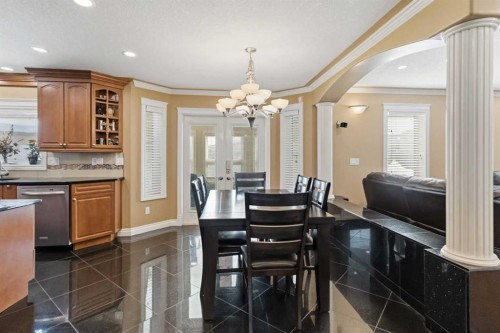 127 Pew Lane, Fort Mcmurray, AB - Indoor Photo Showing Dining Room