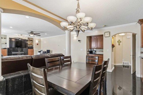 127 Pew Lane, Fort Mcmurray, AB - Indoor Photo Showing Dining Room
